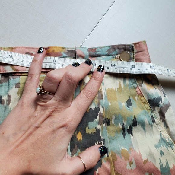 Vintage USA Made Colourful Pastel Abstract Cotton Bermuda Shorts - Picture 12 of 15